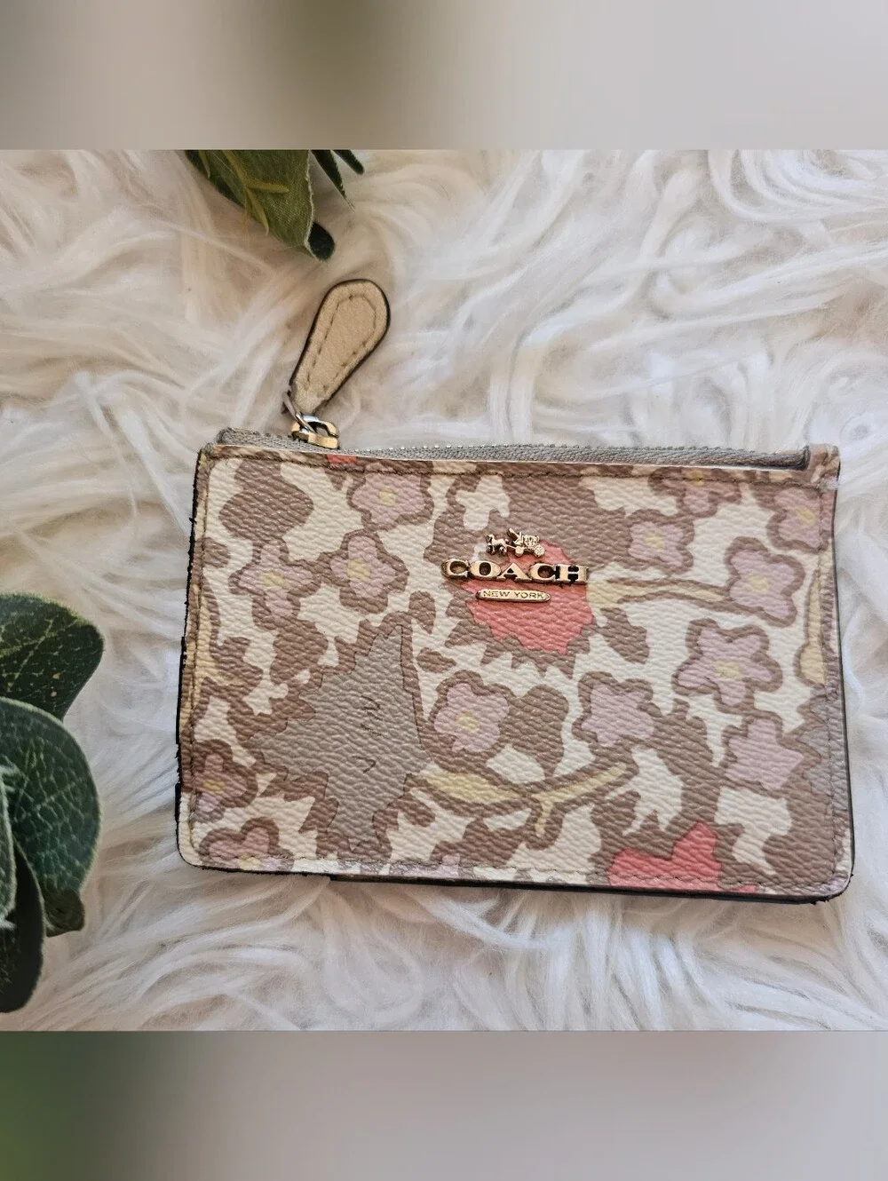 Coach Coin & Card: Mini ID Wallet